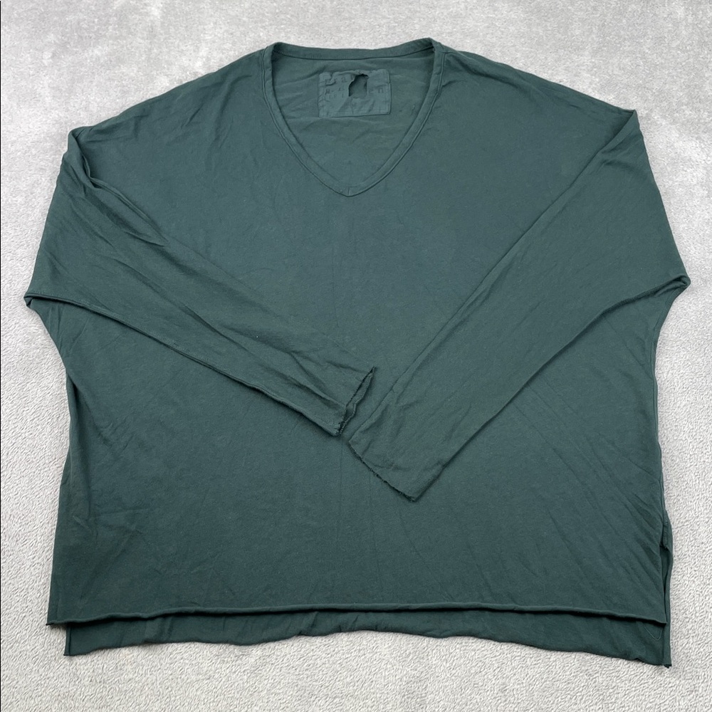 NEW Frank & Eileen M Lab Tee Long Sleeve Deep Green V-Neck Tee FLAW